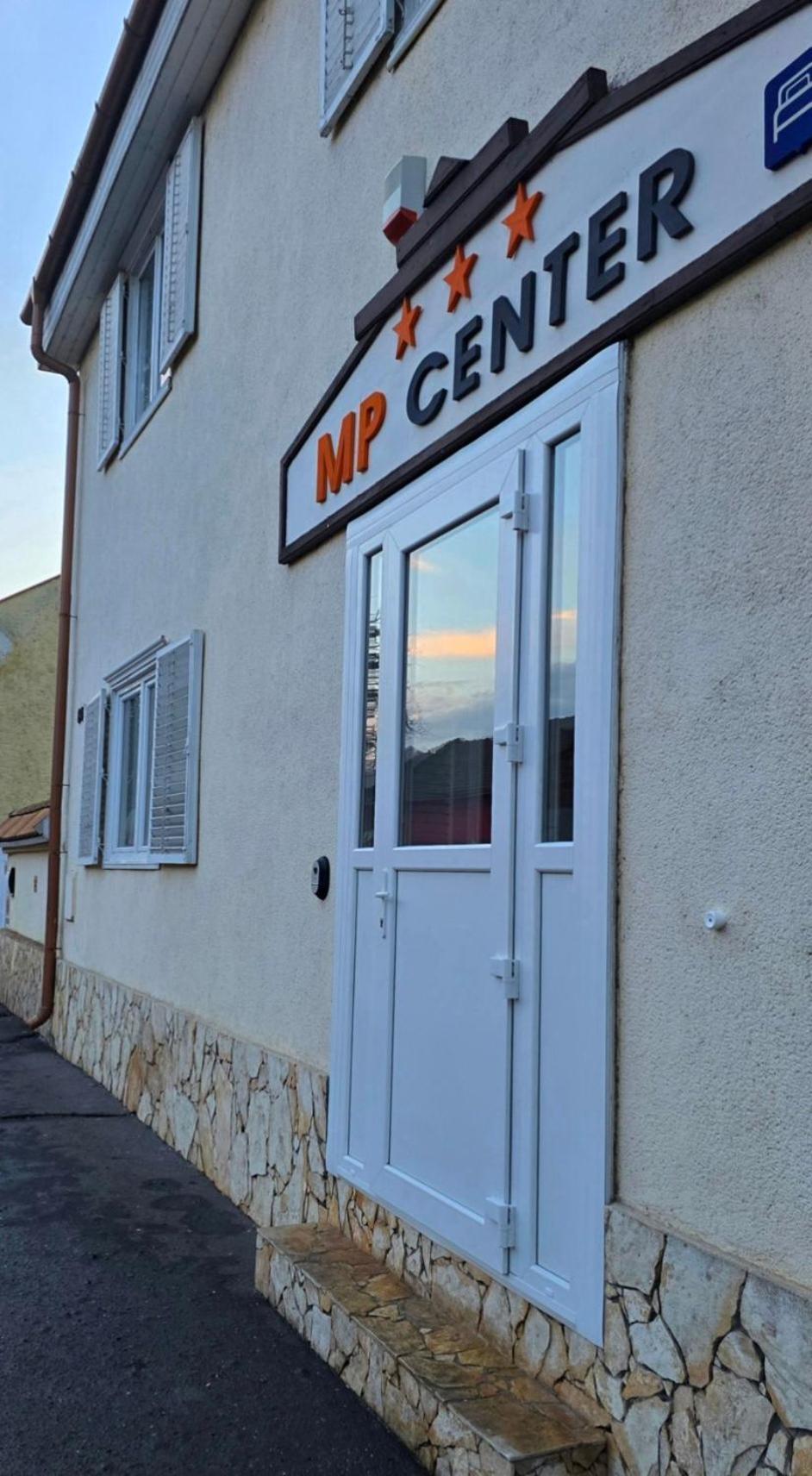 Mp Center Maganszallas Miskolc Ngoại thất bức ảnh